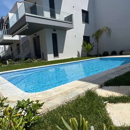 דירה Paralia Ofriniou Oasis With Swimming Pool Access And Starlink Wifi *