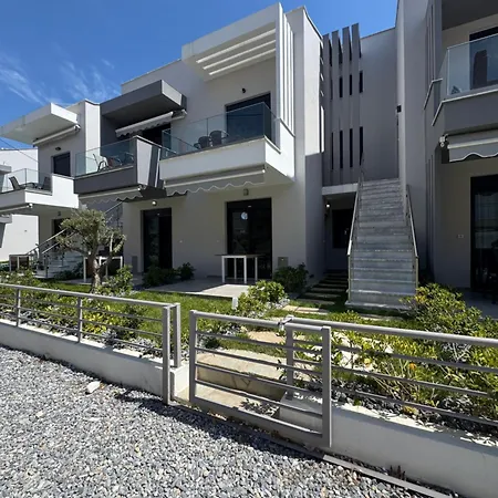 Paralia Ofriniou Oasis With Swimming Pool Access And Starlink Wifi *